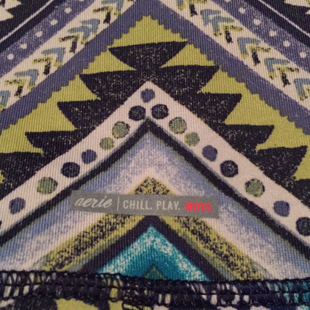 Aerie Capri Yoga Pants - Picture 4 of 4